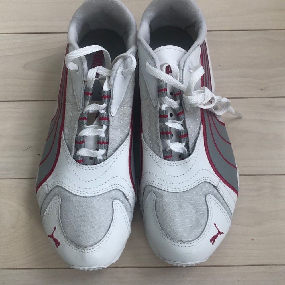Puma Women's Lace Up Low Top Athletic Sneaker Shoes White Red Running Size 7